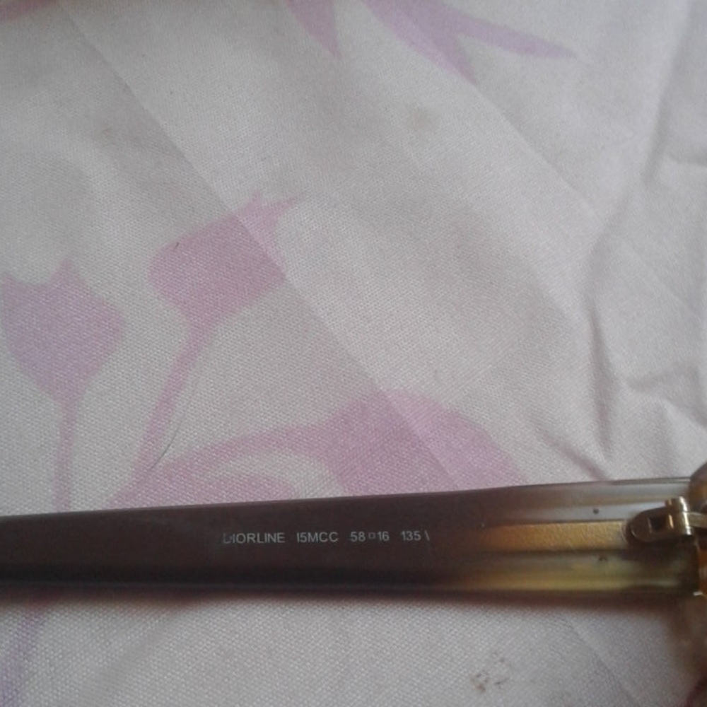 Sun Glasses - image 4